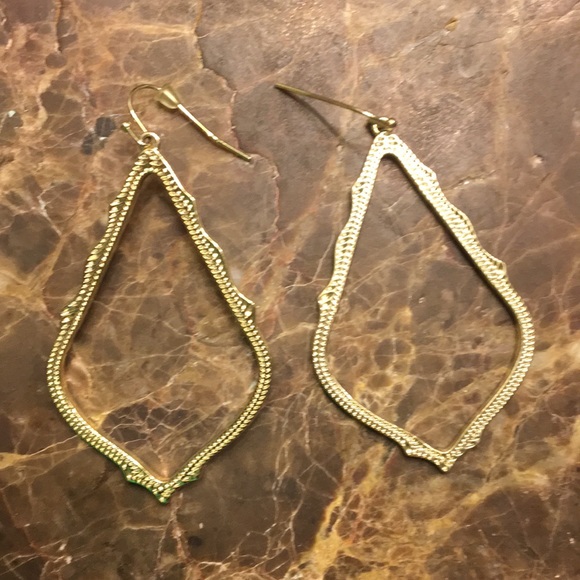 Kendra Scott Jewelry - Sophia drop earrings